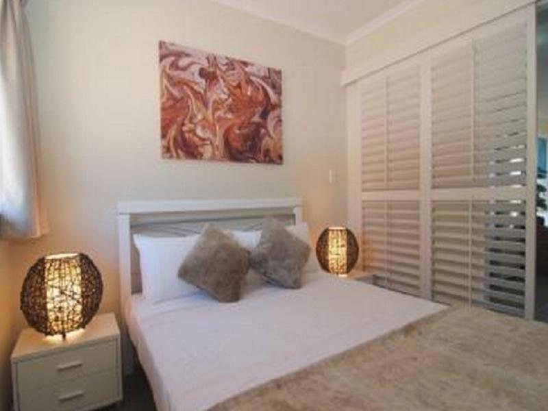 איירלי ביץ' Airlie Central Apartments מראה חיצוני תמונה