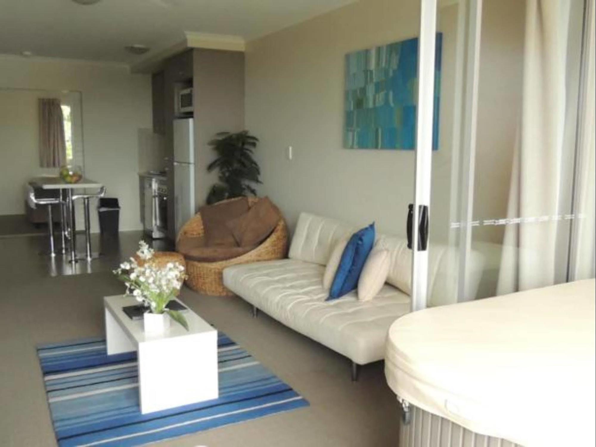 איירלי ביץ' Airlie Central Apartments מראה חיצוני תמונה